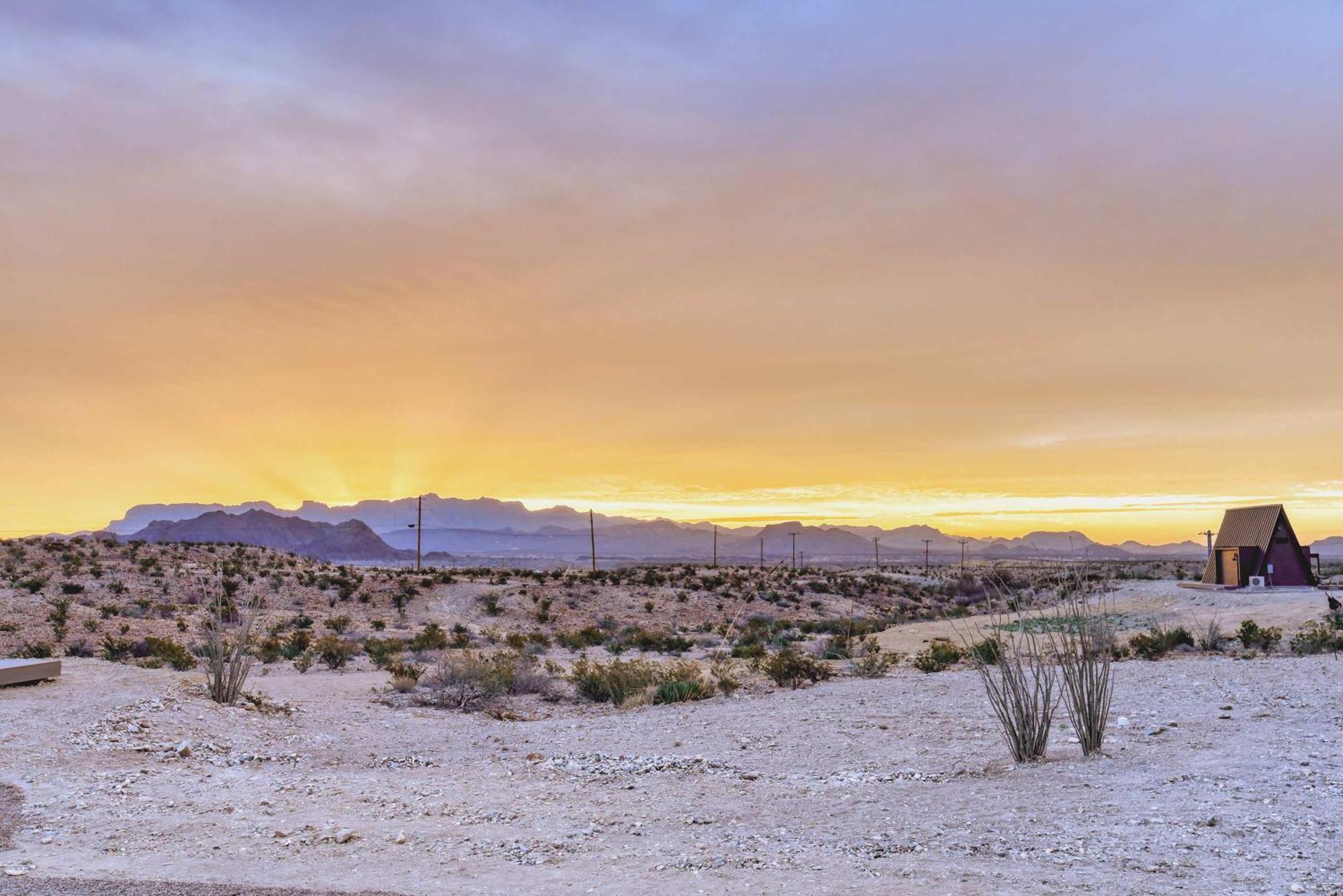 Stardust Luxury Cottage With Loft & A Great View Terlingua Exterior photo