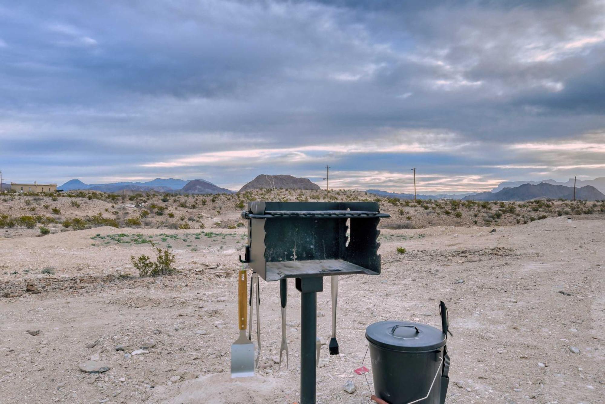 Stardust Luxury Cottage With Loft & A Great View Terlingua Exterior photo
